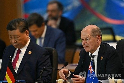 시진핑 중국 국가주석(왼쪽)과 숄츠 독일 총리