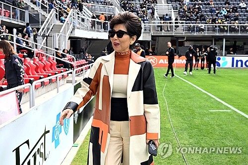 여성 스포츠 발전에 앞장서는 재미동포 여성 사업가 미셸 강.