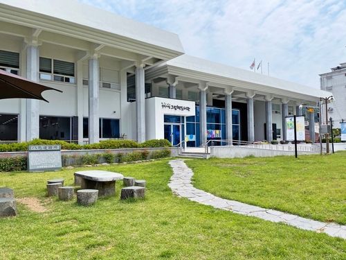 그림책 도서관 전경