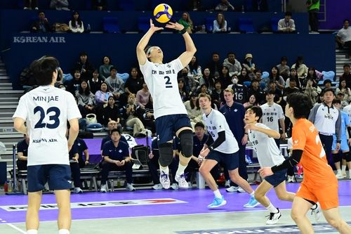 한선수의 날렵한 토스