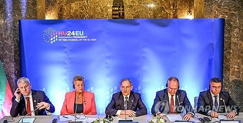 헝가리 부다페스트에서 열린 4개국 내무장관 회의