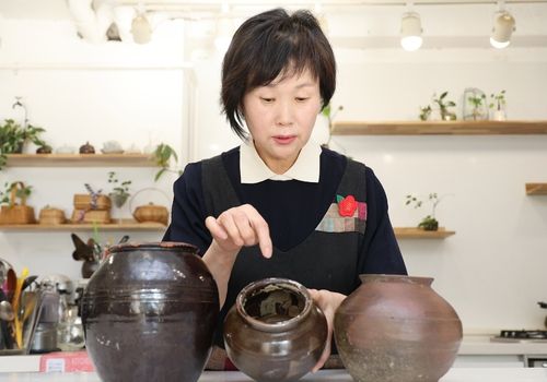 인터뷰하는 부정숙 제주향토음식명인