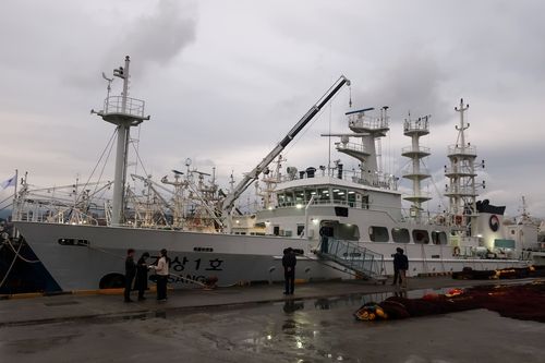 20일 제주 서귀항에 정박한 기상관측선 기상 1호. [촬영 이재영]