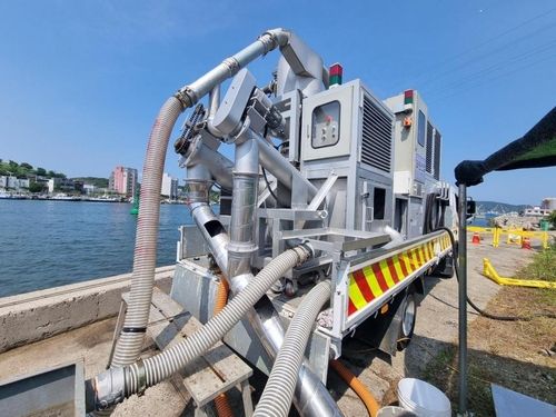 바닷속 하수관로 내부 퇴적토 준설하는 장비