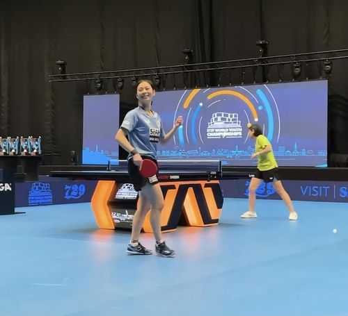 우승 확정 후 기뻐하는 박가현(앞)