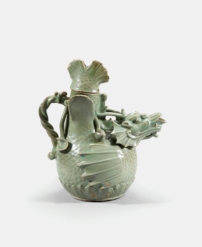 국보 '청자 어룡형 주전자'