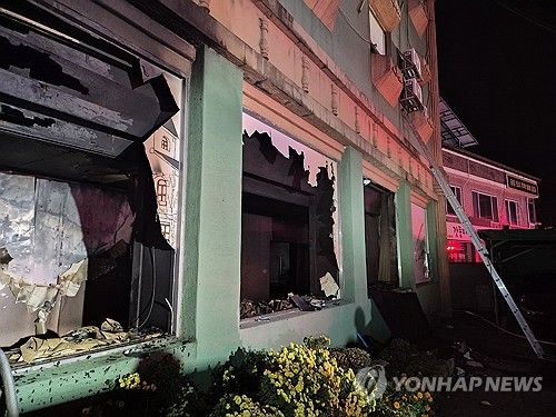 화성 봉답읍 모텔 화재 현장