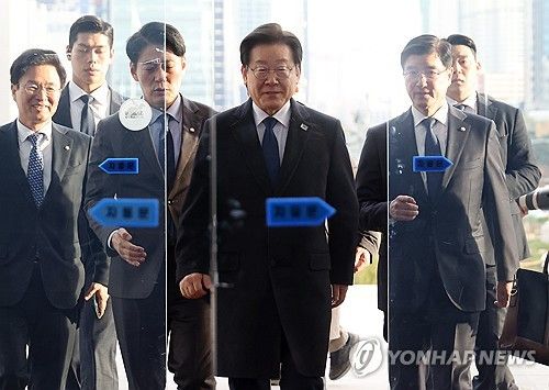 감출 수 없는 미소