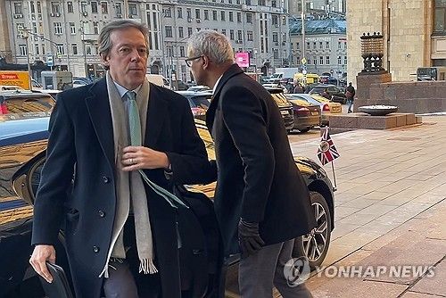 러시아 외무부 초치된 나이절 케이시 주러 영국대사