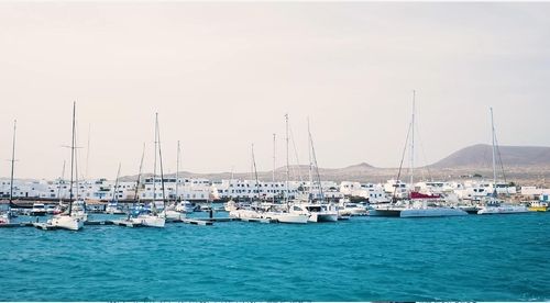 호화 요트(예시)