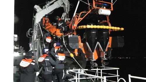 울릉도 응급환자 육지로 이송하는 동해해경