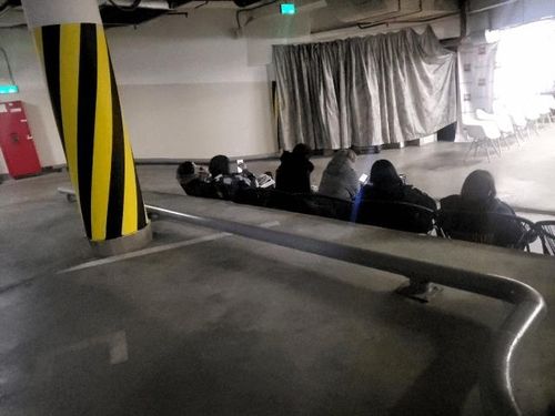 키이우 시내 한 호텔의 지하 방공시설 