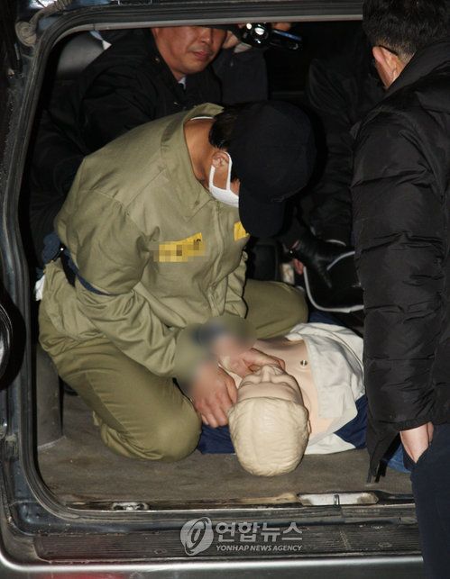 살해 장면 재연하는 강호순