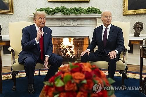 도널드 트럼프 미국 대통령 당선인(좌)과 조 바이든 미국 대통령