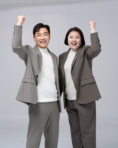 박영환 전교조 위원장 당선인(왼쪽)과 양혜정 사무총장 당선인 [전교조 제공]