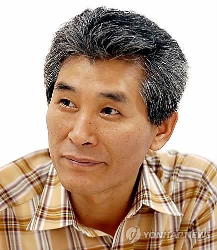 강준만 전북대 명예교수