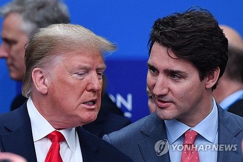 2019년 나토 정상회의에서 만난 트럼프 당선인과 트뤼도 총리(오른쪽)