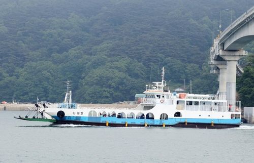 덕적면 진리∼울도 항로 운항하는 '나래호' 