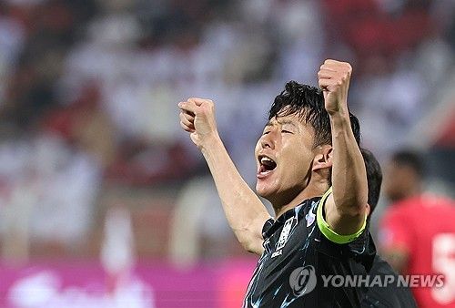 골 세리머니 하는 손흥민.