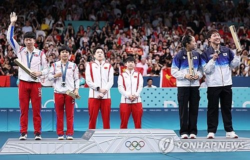 시상대에 오른 남북