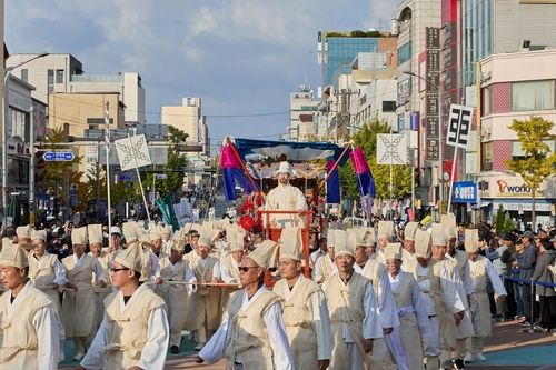 장례 행렬 모습