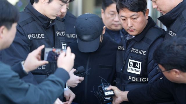 [현장연결] 화천 '시신훼손 살인' 피의자, 구속영장심사 출석