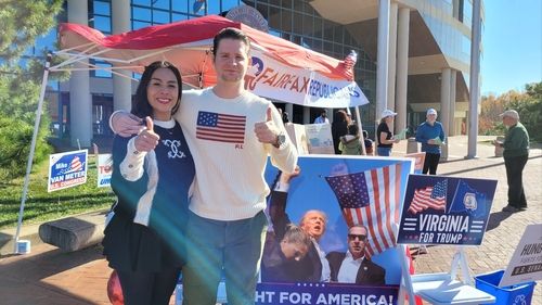 투표 마친 트럼프 지지자들