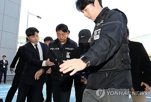 '훼손 시신' 북한강 유기한 군 장교 구속심사