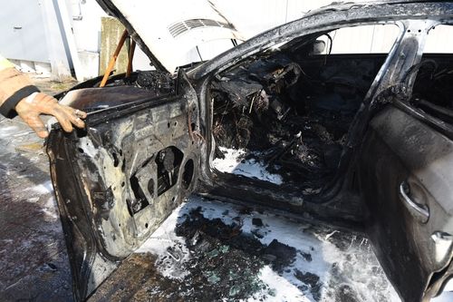 불에 타버린 차량