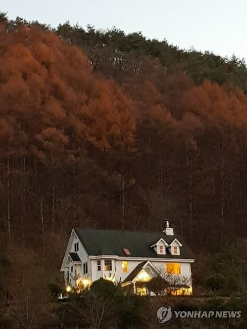 충북 옥천에 있는 태초먹거리학교 가을철 모습