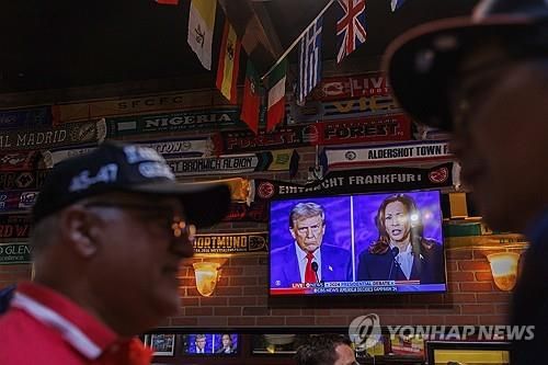TV로 중계되는 미국 대선 토론