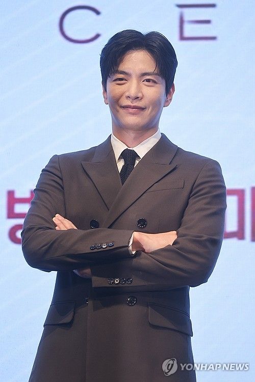 '페이스미' 차정우 역 맡은 이민기