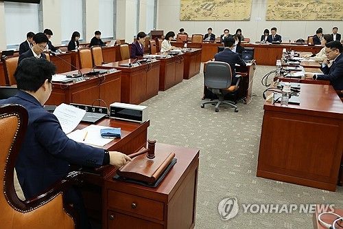 교육위 안건조정위 '고교 무상교육 지원특례 연장' 논의