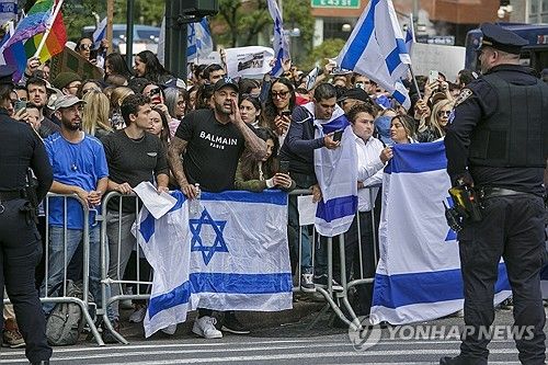 이스라엘을 지지하는 뉴욕의 시위 장면