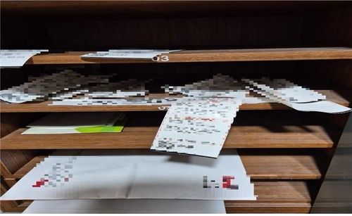 찾아가지 않아 방치된 공유오피스 입주 사업자의 우편물