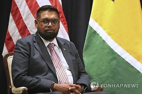 모하메드 이르판 알리 가이아나 대통령