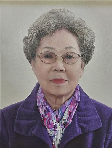 이난영 전 국립경주박물관장 