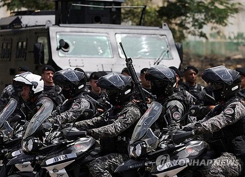 G20 정상회의 대비 전술 기동 훈련하는 브라질 경찰