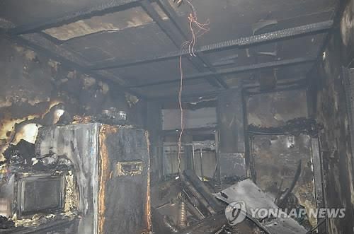 부천 반지하 주택서 화재…일가족 참사