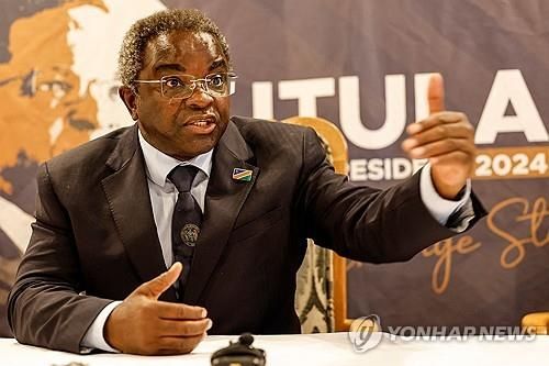 나미비아 유력 야권 대선 후보 판둘레니 이툴라