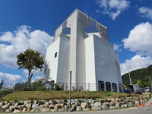 춘천예술마당 봄내극장 