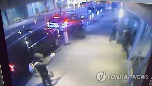 유나이티드헬스케어 CEO 살해 범행 장면 영상