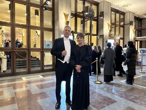 "노벨시상식 참석 기대됩니다"