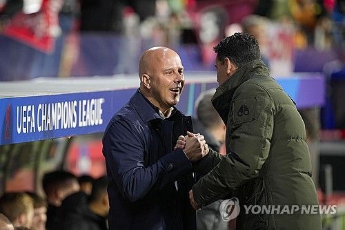 리버풀 슬롯 감독