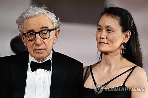 우디 앨런 감독과 부인 순이 프레빈