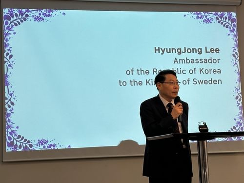 축사하는 이형종 주스웨덴 대사
