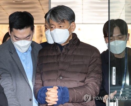 '내란혐의' 조지호 경찰청장 구속 갈림길