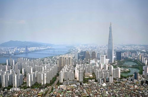 롯데타워 완공 후 잠실 전경. 2022년 [AFP]