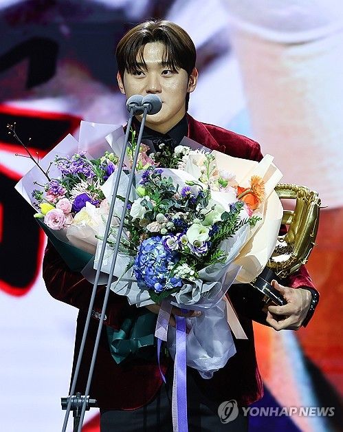 골든글러브 수상 소감 밝히는 김도영