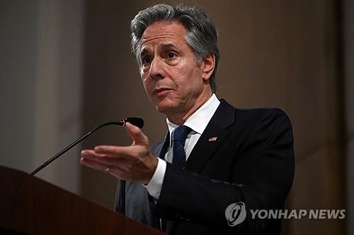 중동방문중 언론에 입장 밝히는 블링컨 미 국무